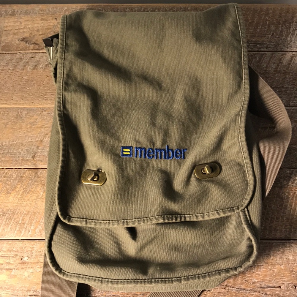 HRC Members Messenger Bag